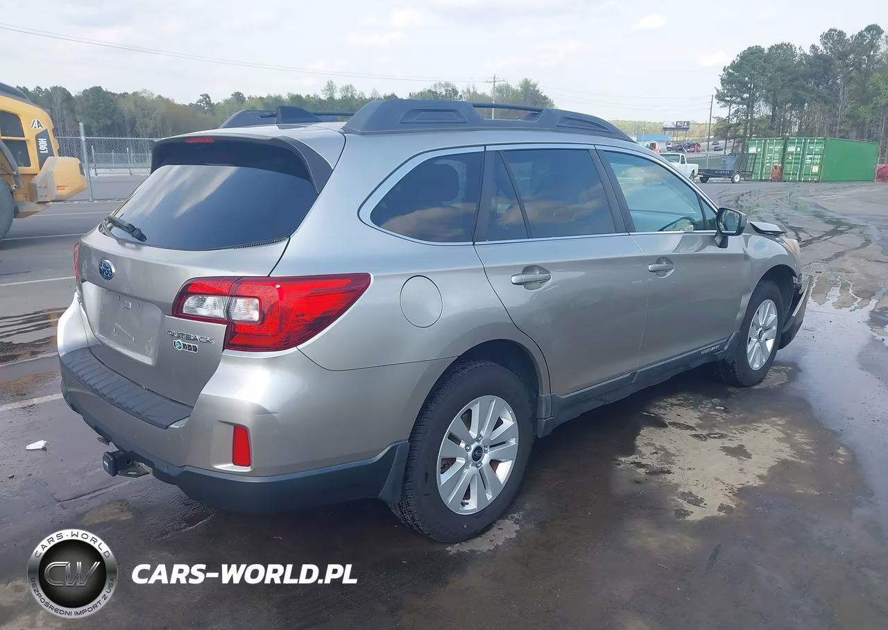 2016 Subaru Outback 2.5I Premium VIN:4S4BSBCC9G3292109 - 4