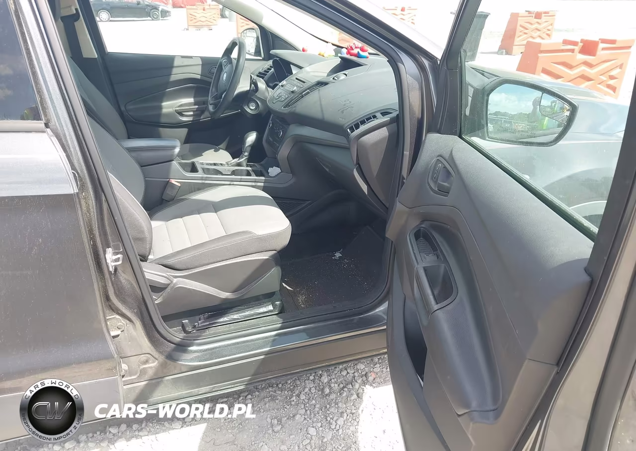 2018 Ford Escape S VIN:1FMCU0F73JUB79727 - 5