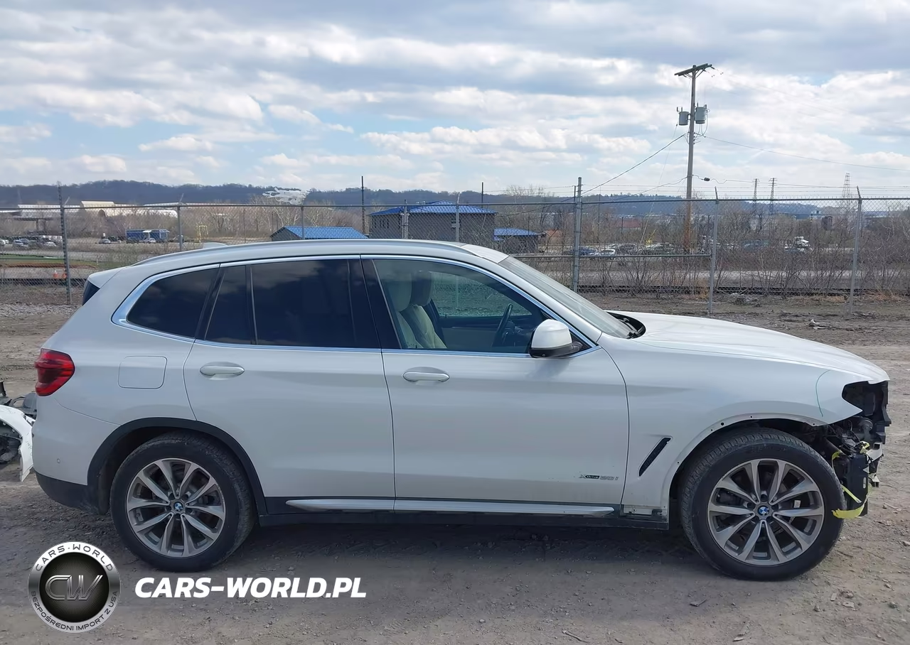 2018 BMW X3 xDrive30I VIN:5UXTR9C5XJLC73155 - 14