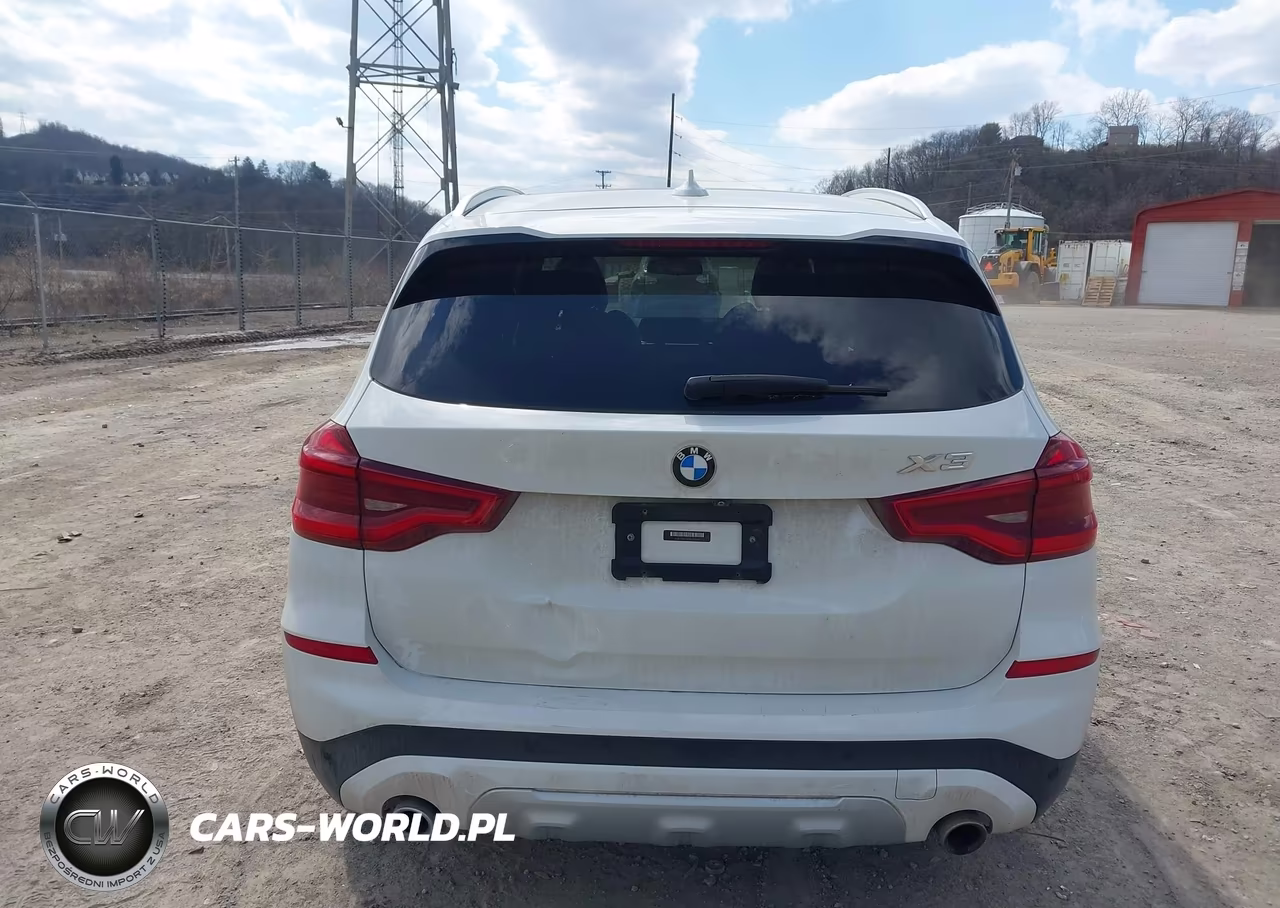 2018 BMW X3 xDrive30I VIN:5UXTR9C5XJLC73155 - 17