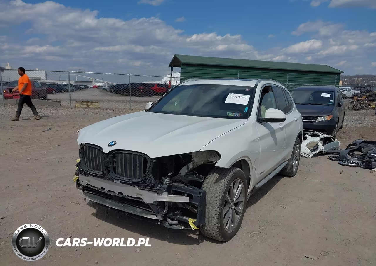 2018 BMW X3 xDrive30I VIN:5UXTR9C5XJLC73155 - 2