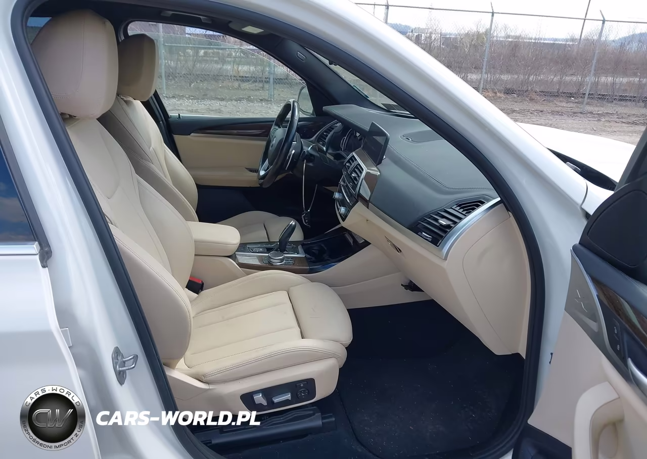 2018 BMW X3 xDrive30I VIN:5UXTR9C5XJLC73155 - 5