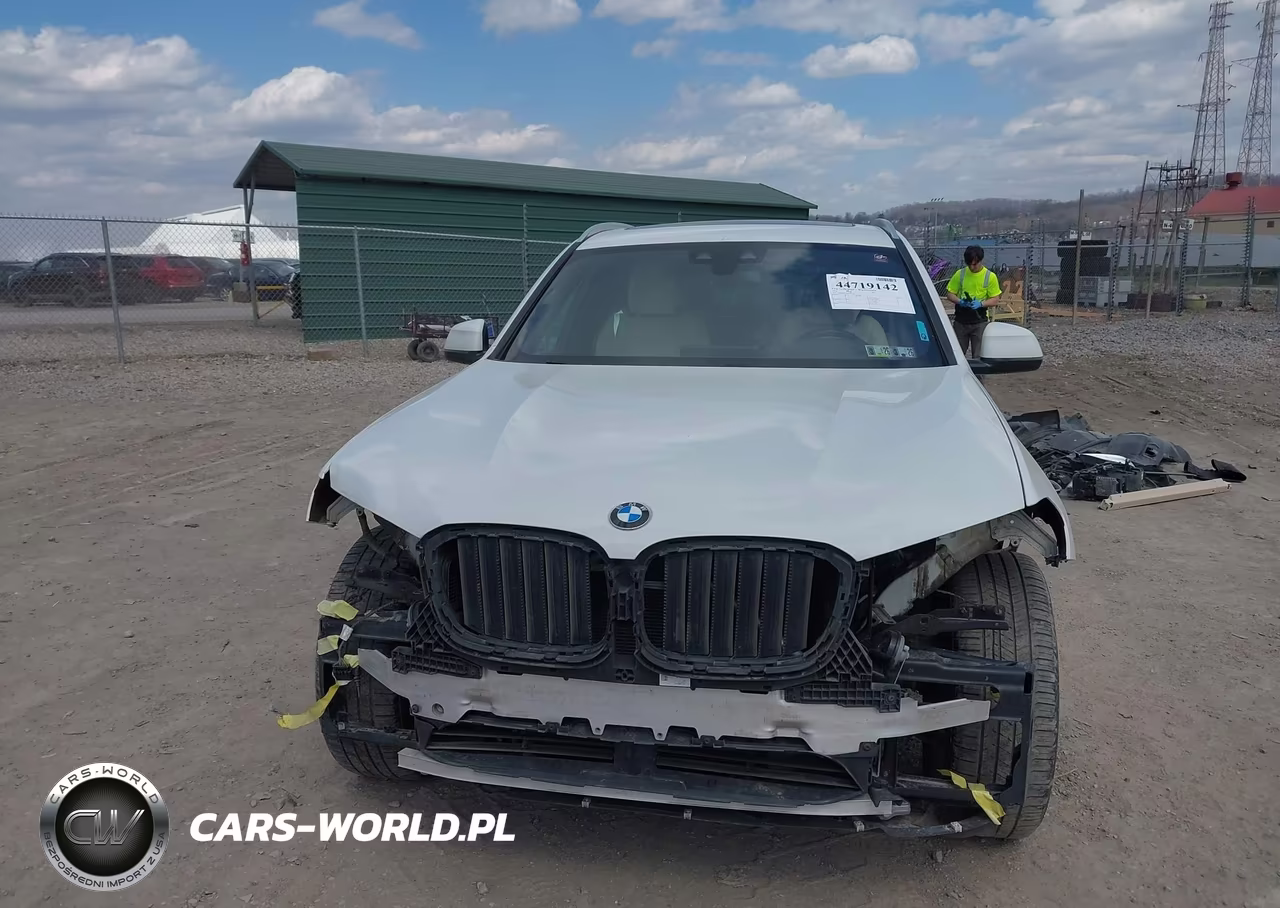 2018 BMW X3 xDrive30I VIN:5UXTR9C5XJLC73155 - 6