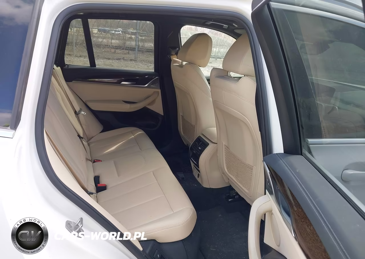 2018 BMW X3 xDrive30I VIN:5UXTR9C5XJLC73155 - 8