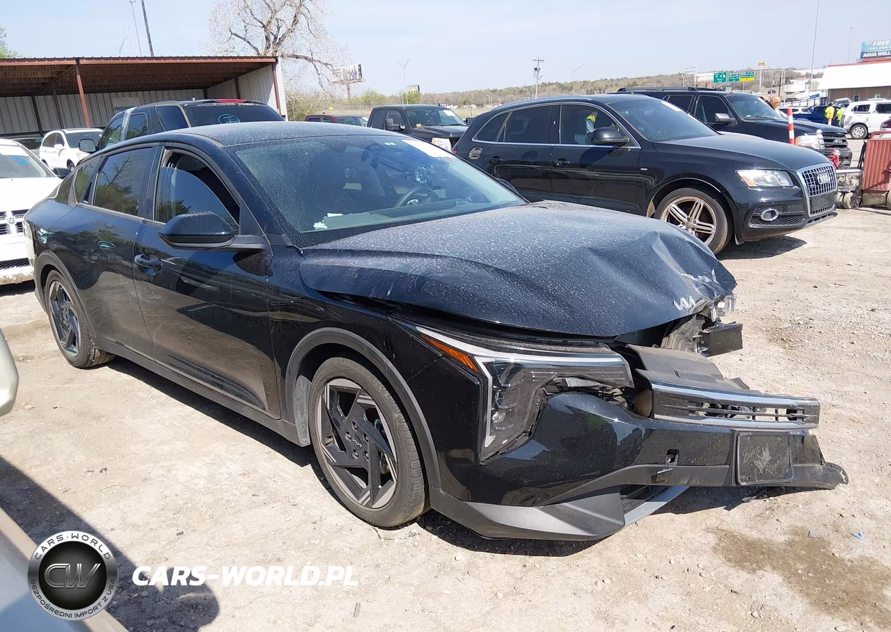 2025 Kia K4 Ex – zdjęcie 1 z 17