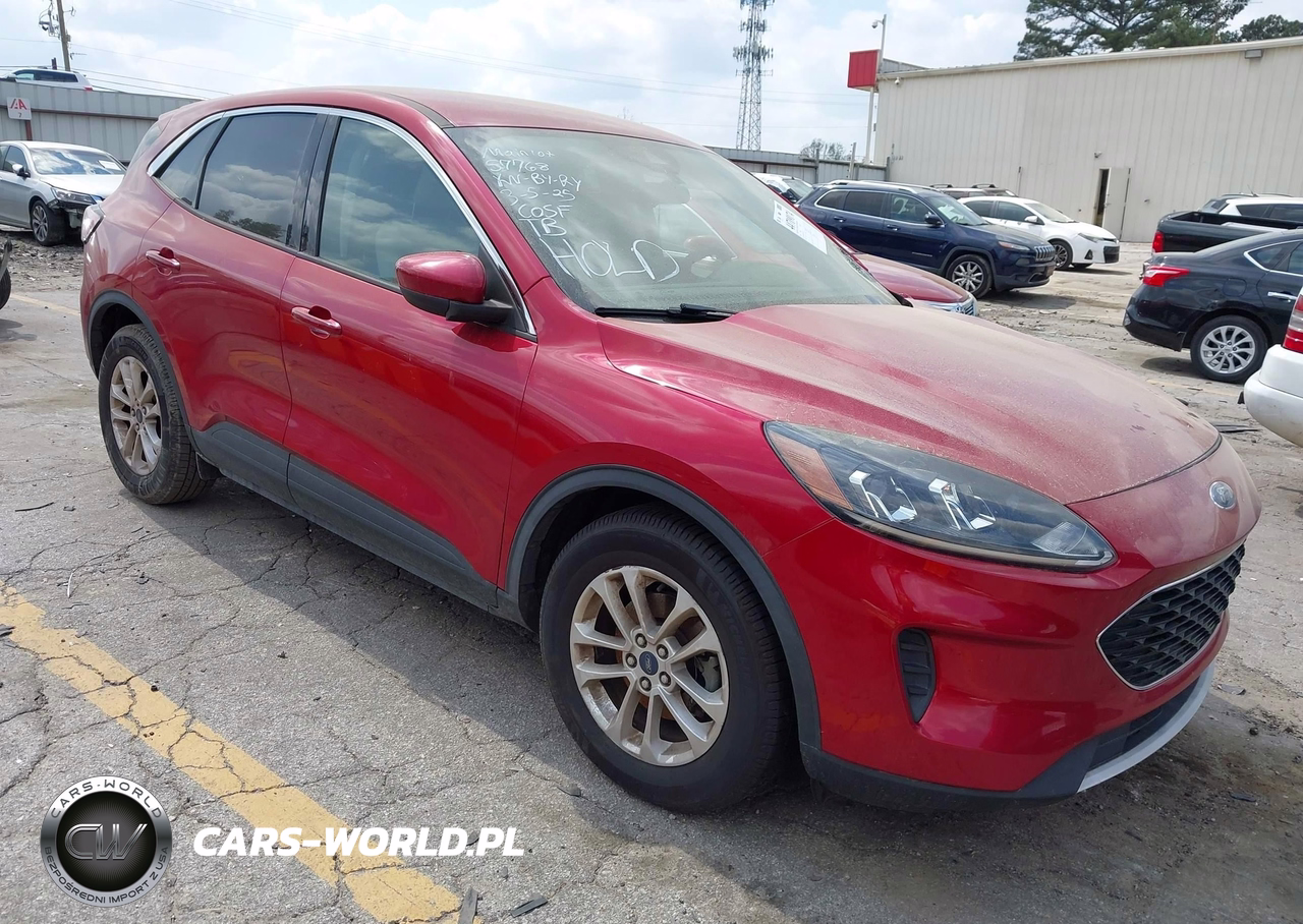 2020 Ford Escape Se