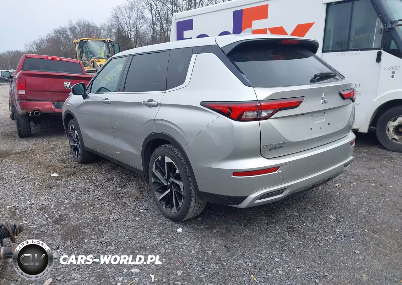 2022 Mitsubishi Outlander Black Edition S-Awc-Se 2.5 S-Awc-Se Launch Edition S-Awc VIN:JA4J4UA84NZ066486 - 3