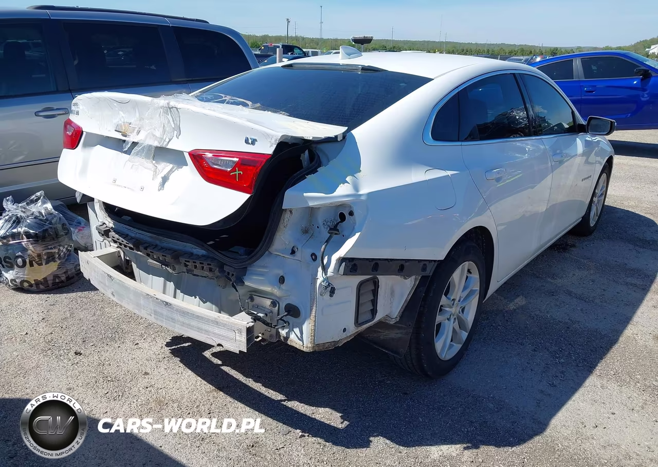 2018 Chevrolet Malibu Lt VIN:1G1ZD5ST3JF122911 - 4
