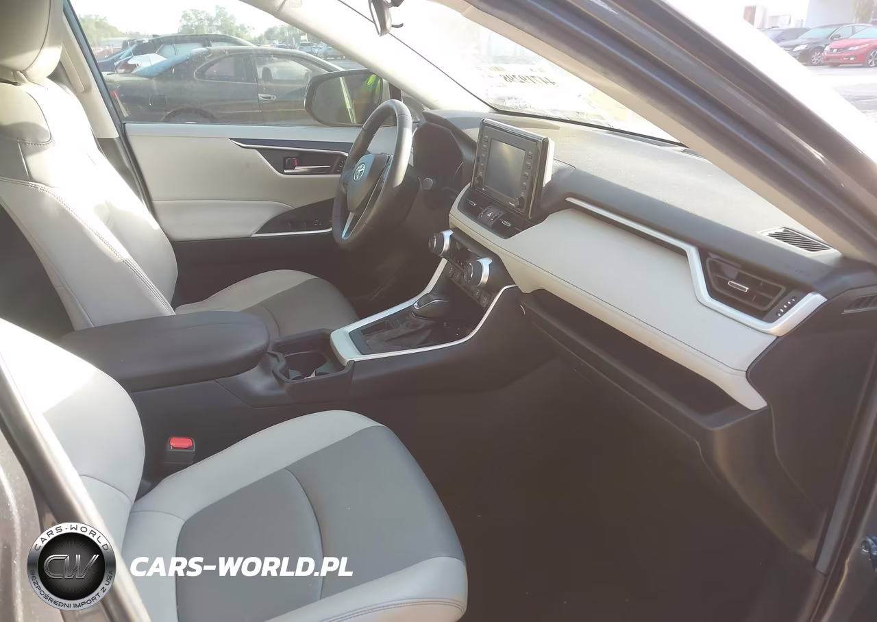2021 Toyota Rav4 Xle Premium VIN:2T3C1RFV2MW147682 - 5