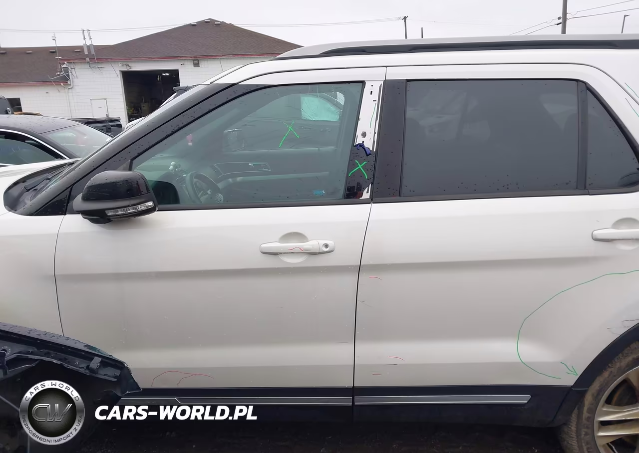 2017 Ford Explorer Xlt VIN:1FM5K8D88HGB29066 - 14
