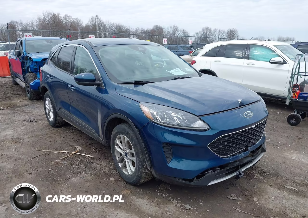 2020 Ford Escape Se