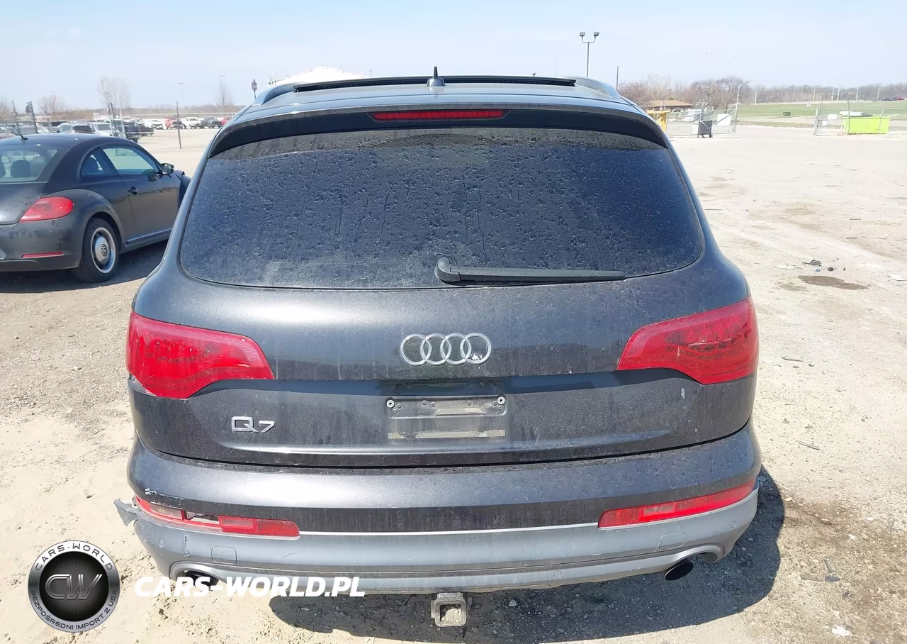 2011 Audi Q7 3.0T Premium VIN:WA1LGAFE6BD005467 - 17