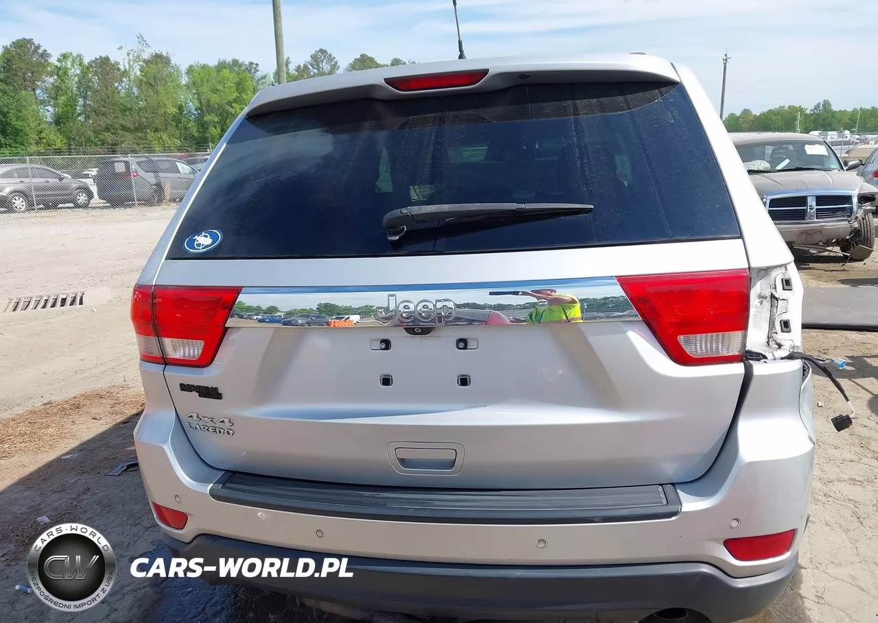 2013 Jeep Grand Cherokee Laredo VIN:1C4RJFAG2DC539095 - 17