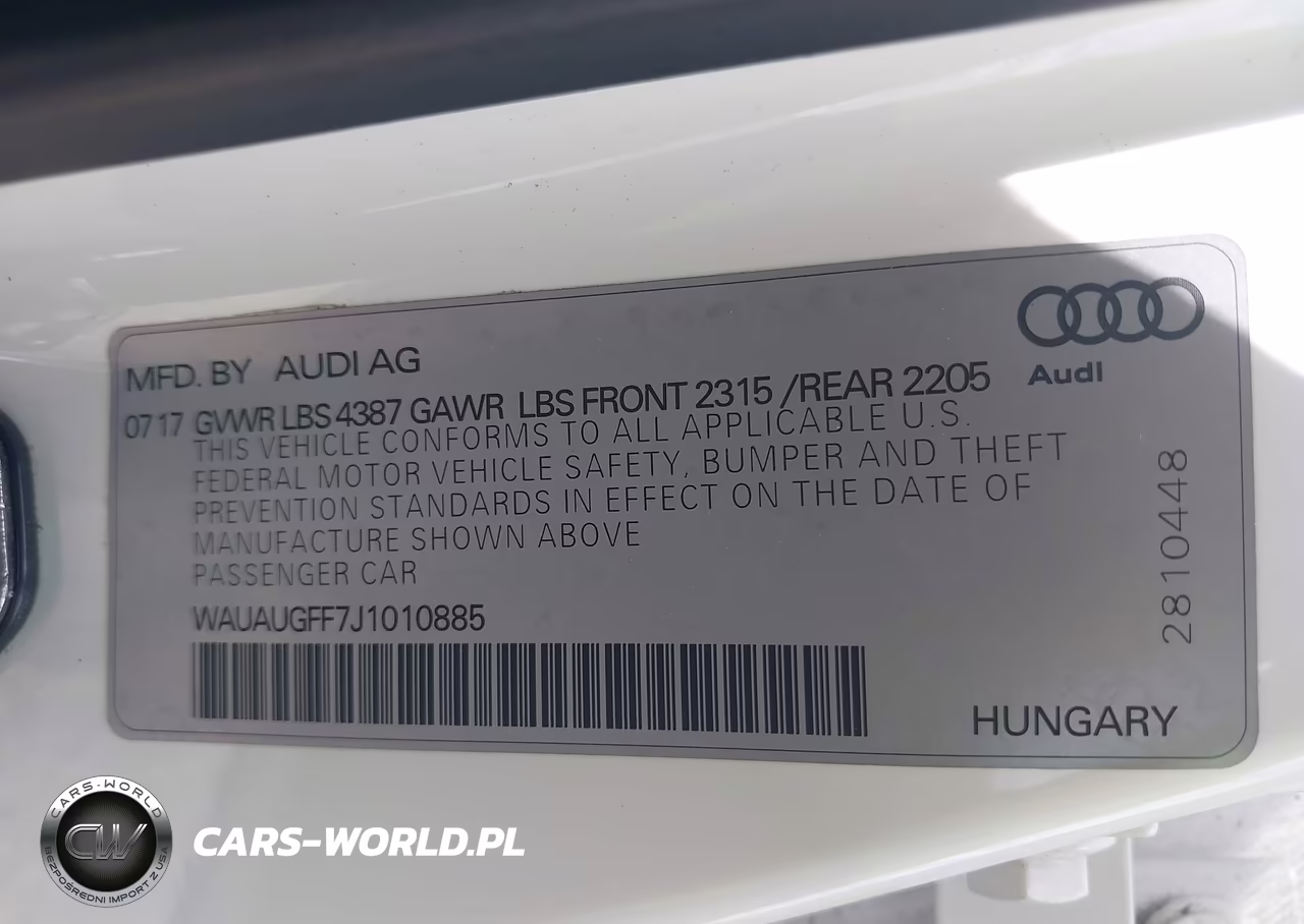 2018 Audi A3 2.0T Premium-2.0T Tech Premium VIN:WAUAUGFF7J1010885 - 9