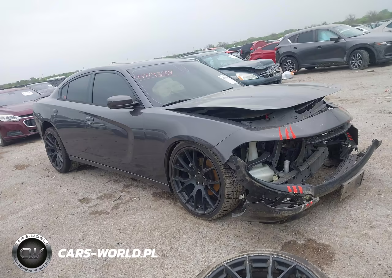 2015 Dodge Charger Road-Track – zdjęcie 1 z 16