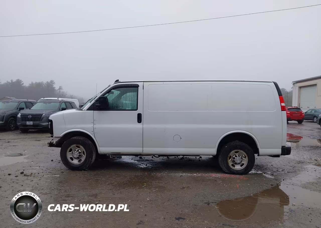 2017 Chevrolet Express 3500 Work Van VIN:1GCZGGFG9H1184165 - 13