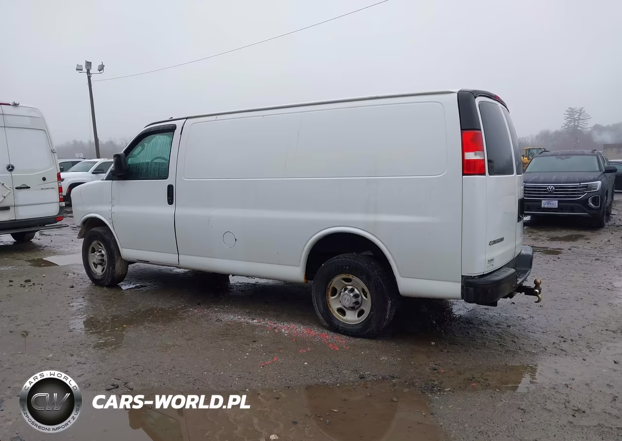 2017 Chevrolet Express 3500 Work Van VIN:1GCZGGFG9H1184165 - 3
