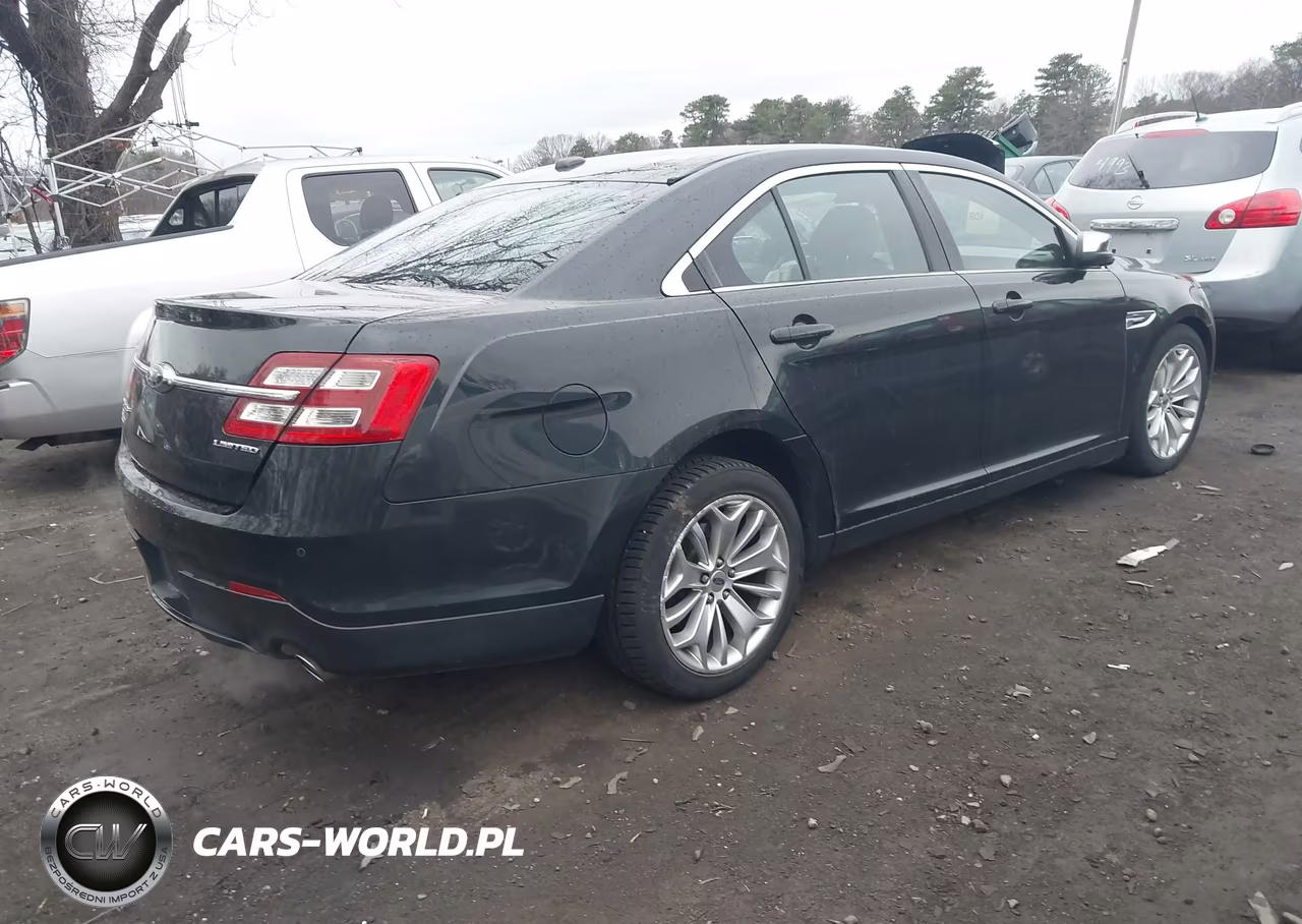 2015 Ford Taurus Limited VIN:1FAHP2F88FG106371 - 4