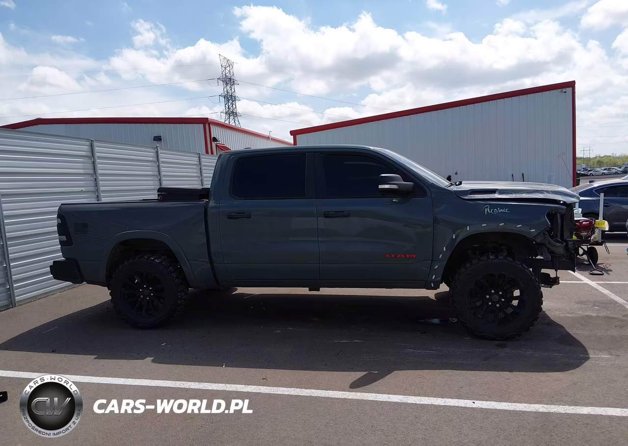 2021 Ram 1500 VIN:1C6SRFFT4MN597253 - 14