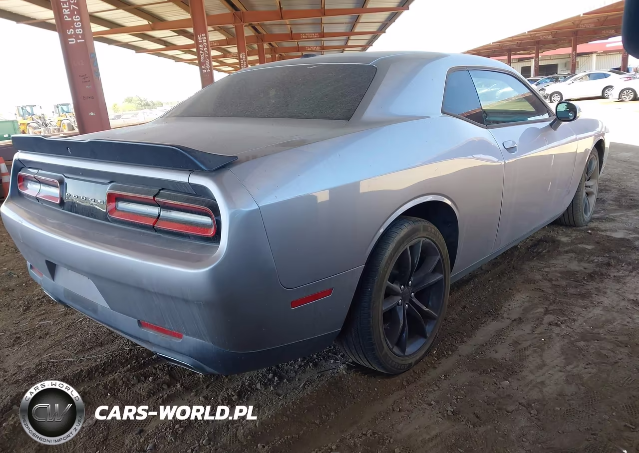 2016 Dodge Challenger Sxt VIN:2C3CDZAG0GH280062 - 4