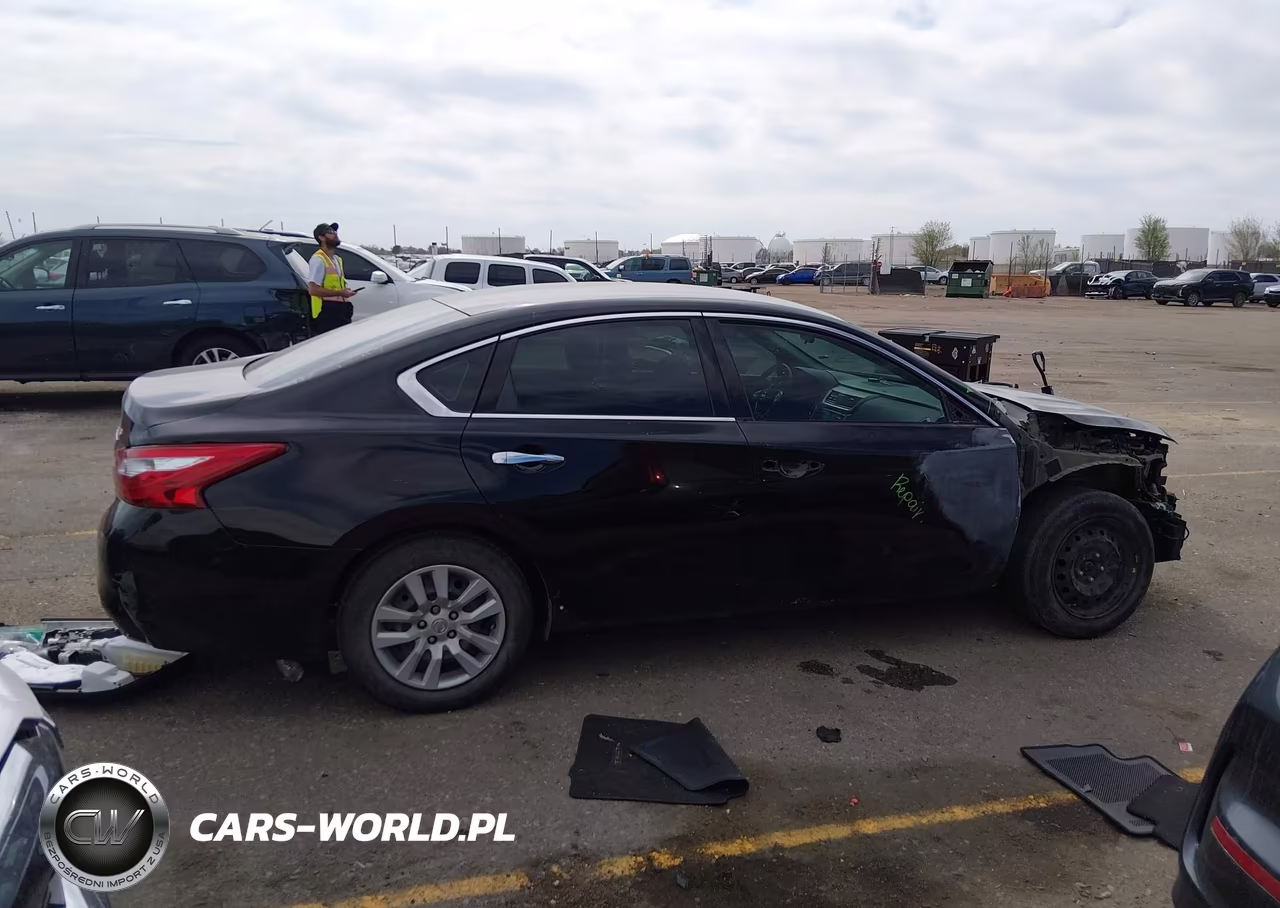 2017 Nissan Altima 2.5 S VIN:1N4AL3AP8HC940023 - 14
