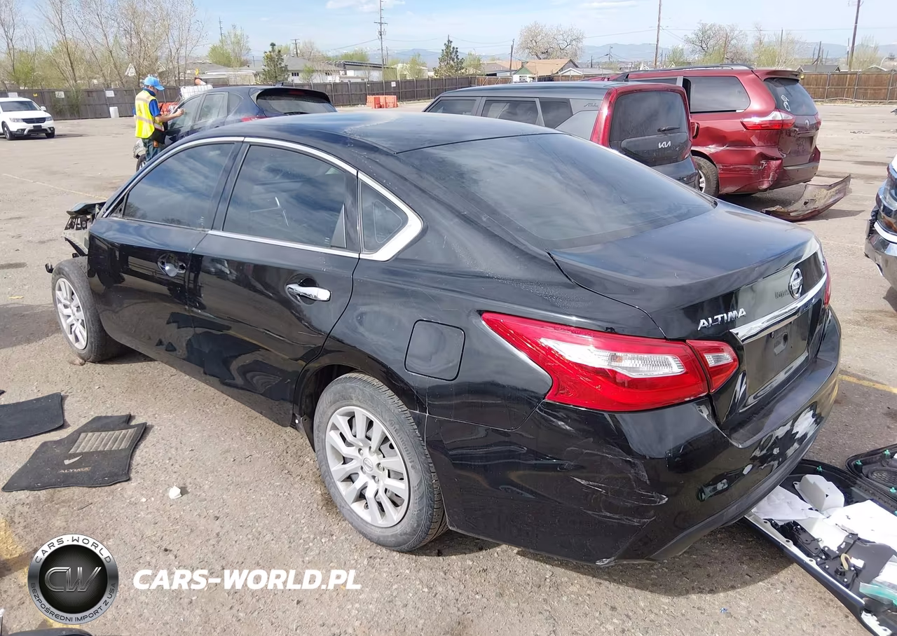 2017 Nissan Altima 2.5 S VIN:1N4AL3AP8HC940023 - 3