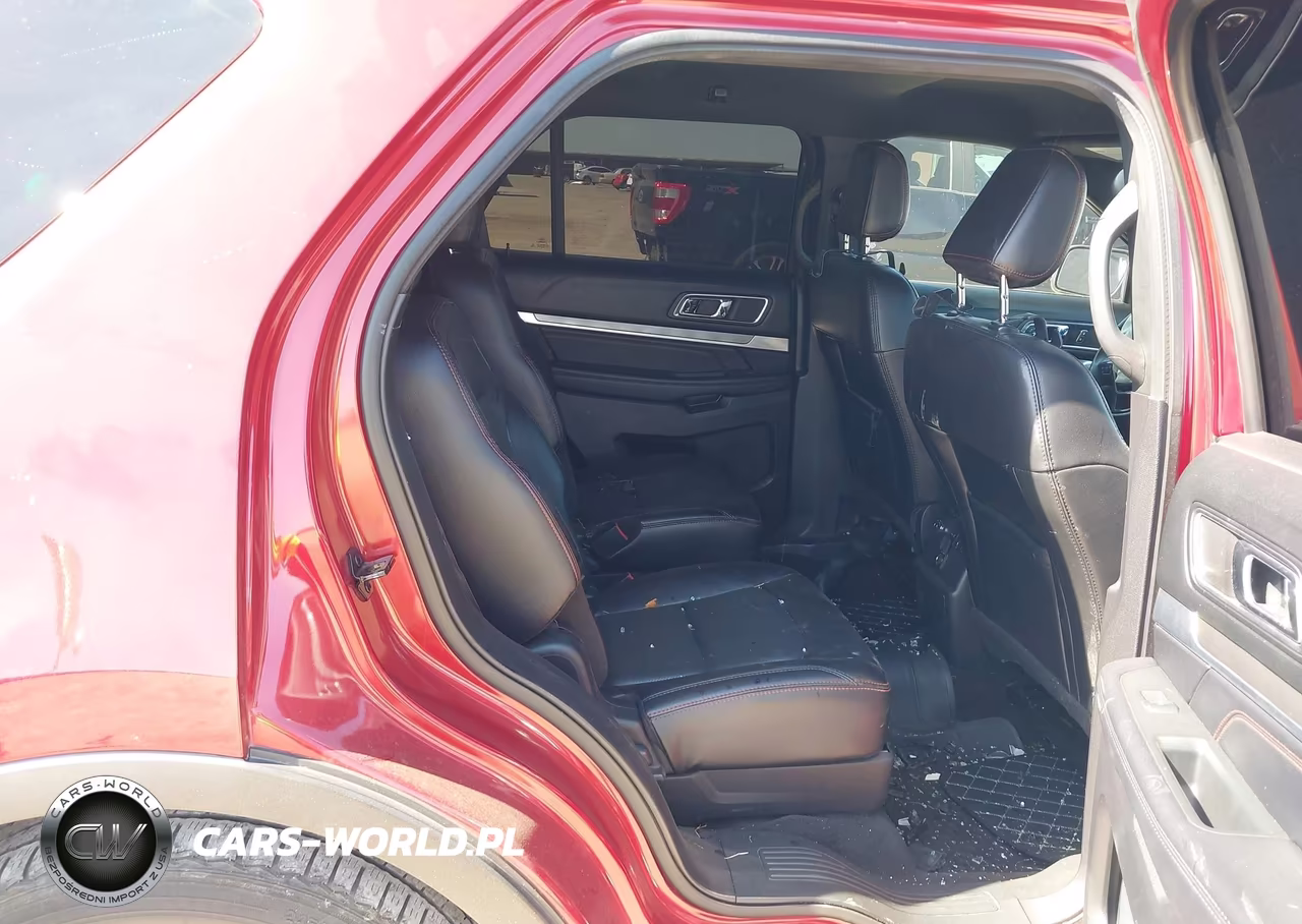 2019 Ford Explorer Sport VIN:1FM5K8GT8KGB53262 - 5