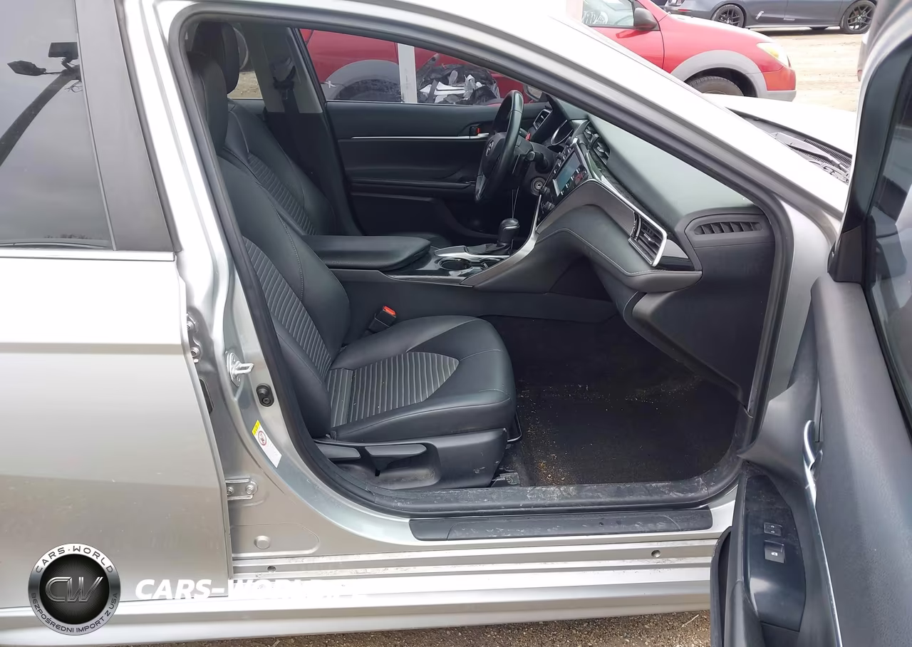 2018 Toyota Camry Se VIN:JTNB11HK3J3029229 - 5