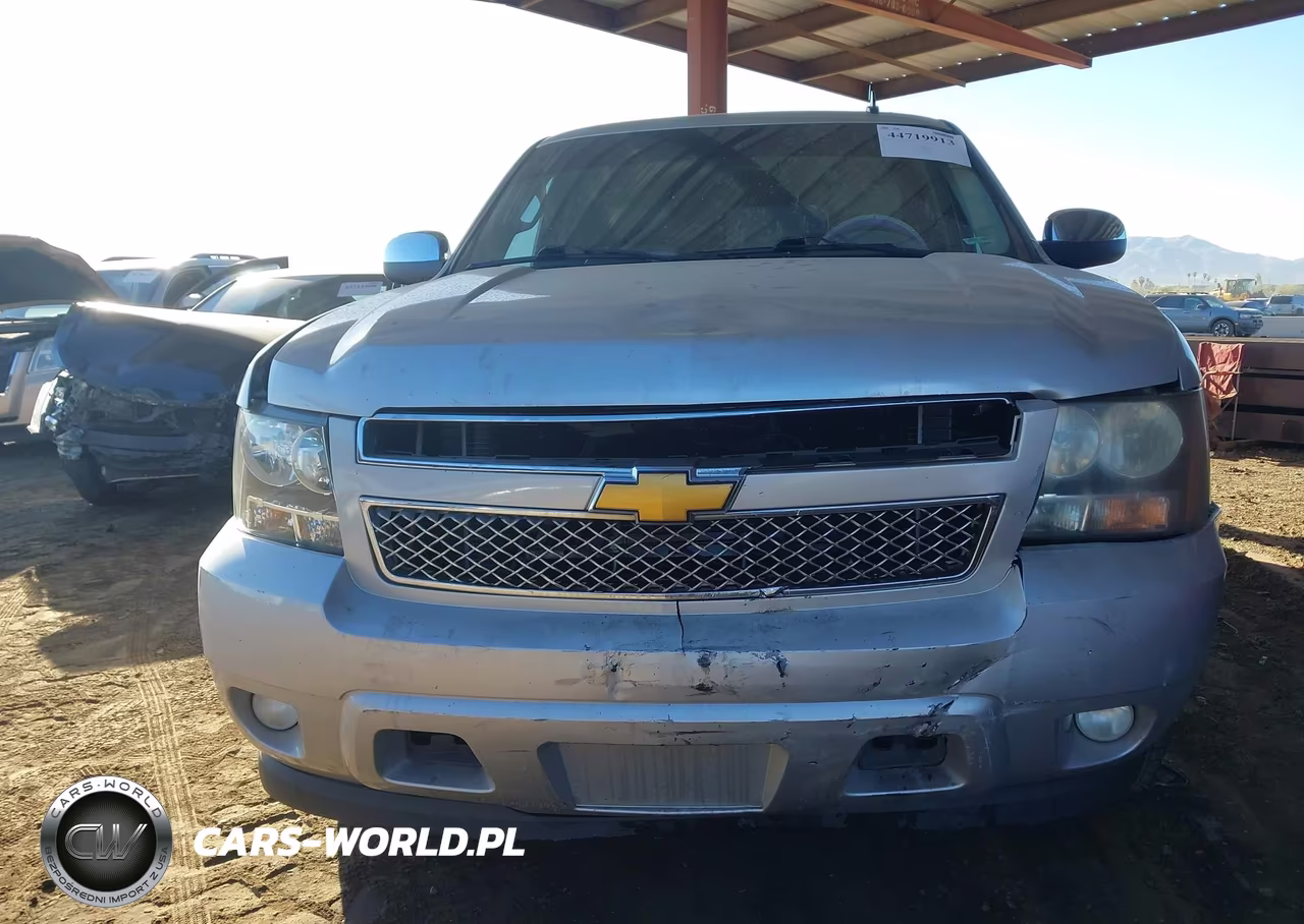 2010 Chevrolet Tahoe Ltz VIN:1GNUCCE04AR223276 - 12