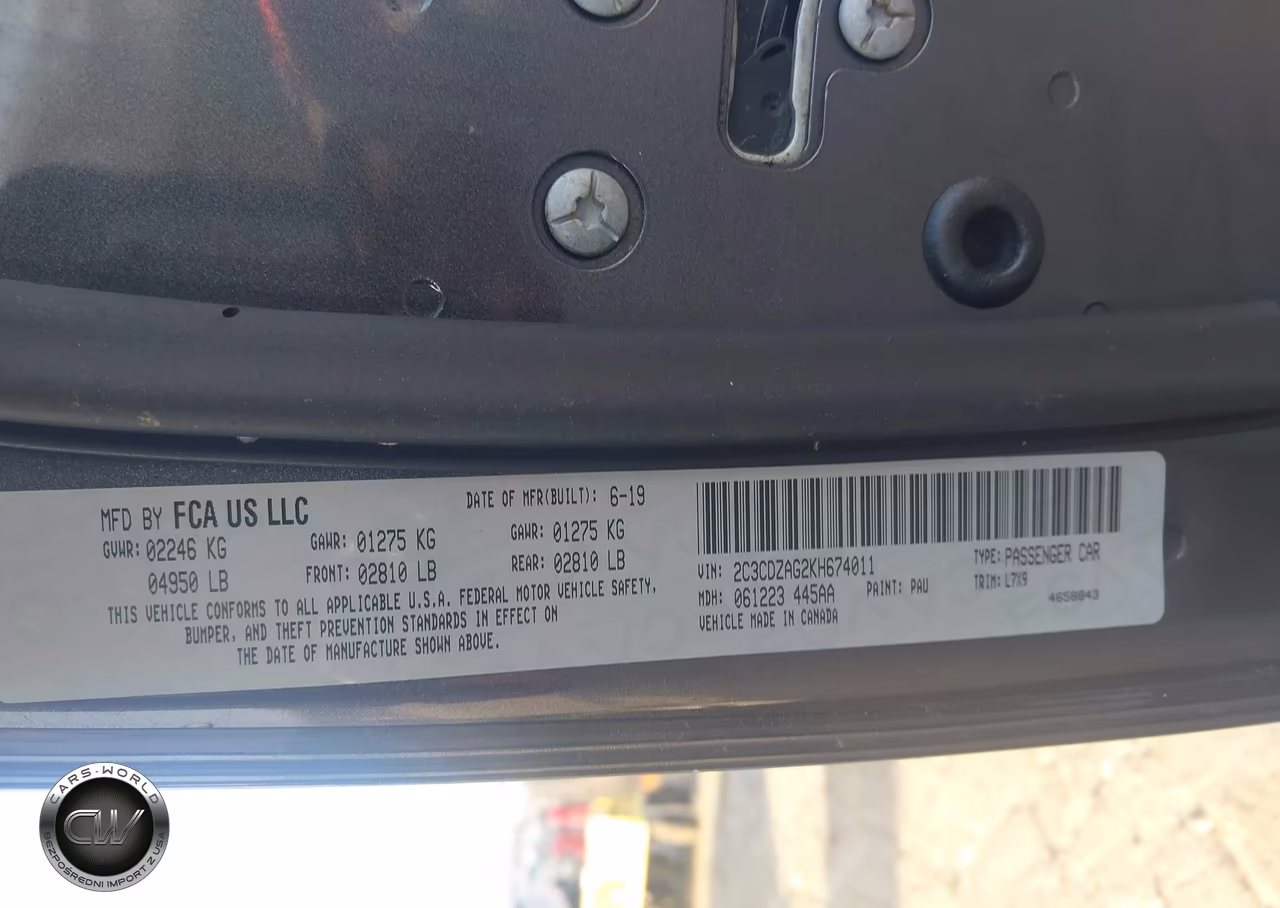 2019 Dodge Challenger Sxt VIN:2C3CDZAG2KH674011 - 9