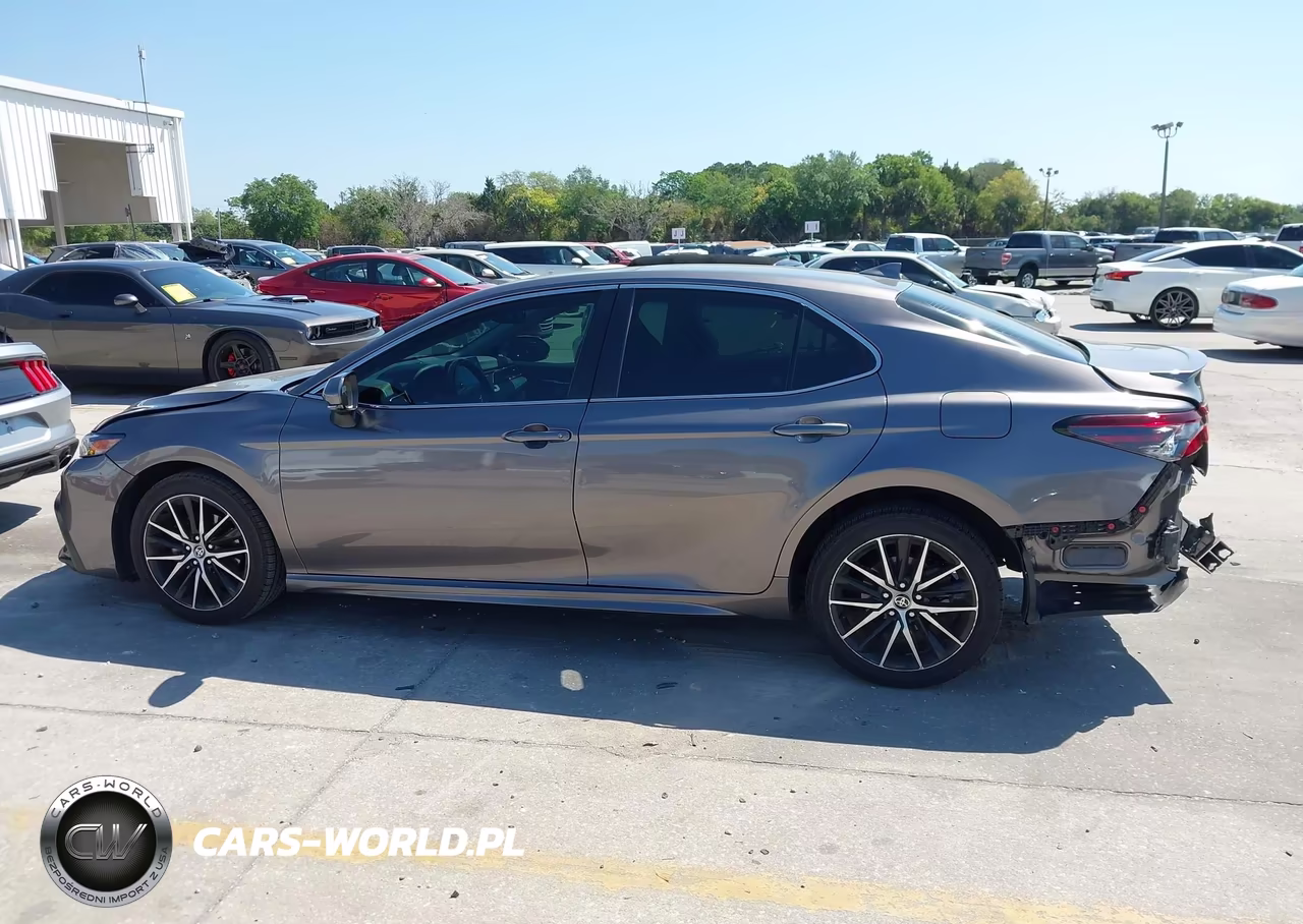 2022 Toyota Camry Se VIN:4T1T11AK6NU676478 - 14