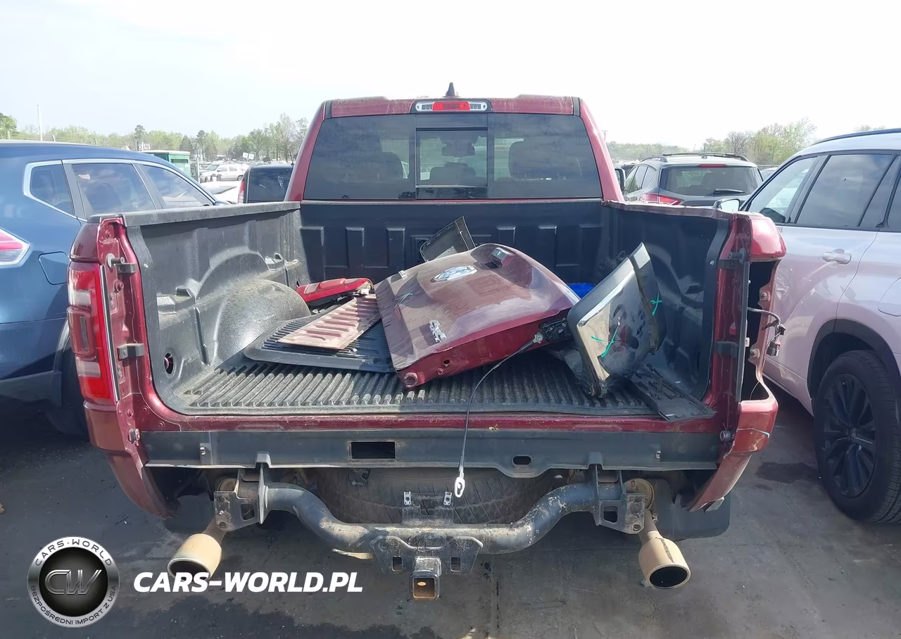 2019 Ram 1500 Laramie 4X4 6'4 Box VIN:1C6SRFDT0KN751764 - 17