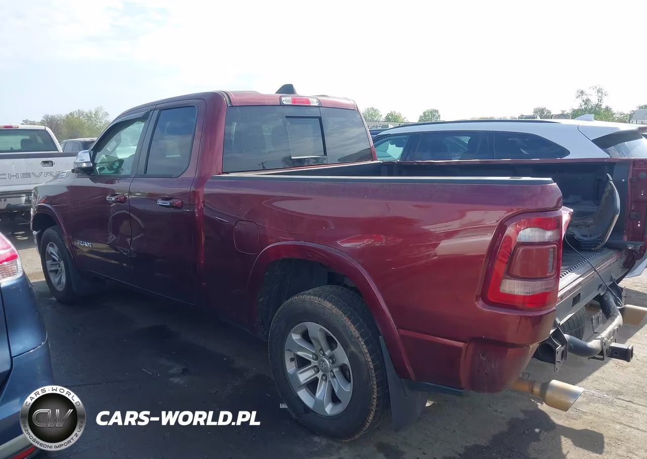 2019 Ram 1500 Laramie 4X4 6'4 Box VIN:1C6SRFDT0KN751764 - 3