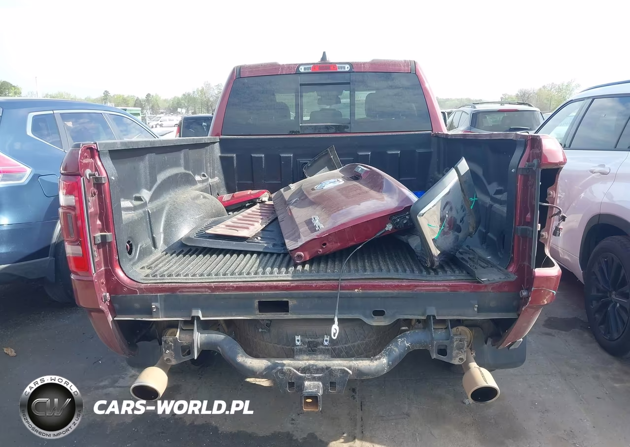 2019 Ram 1500 Laramie 4X4 6'4 Box VIN:1C6SRFDT0KN751764 - 6