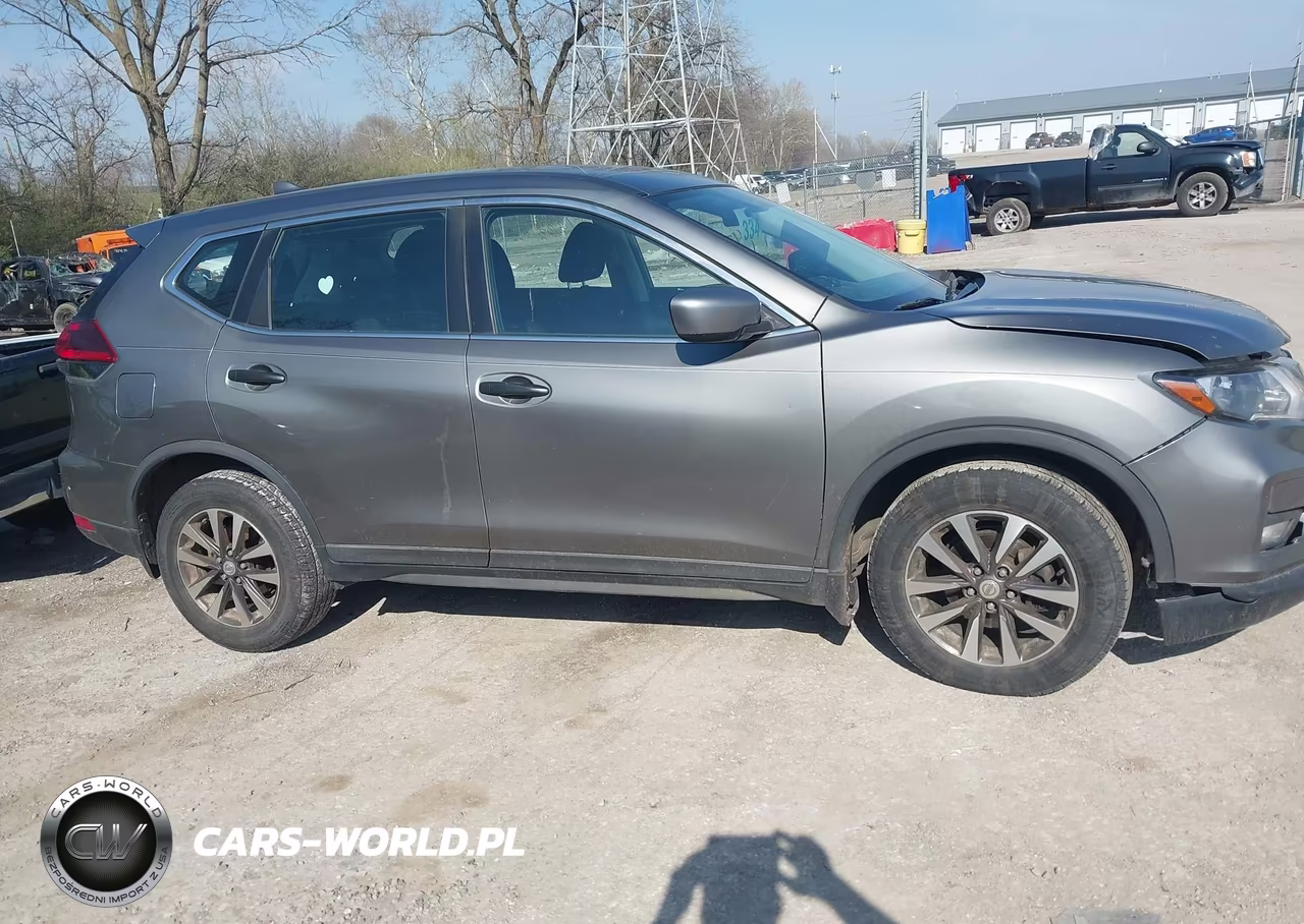 2018 Nissan Rogue S VIN:KNMAT2MT3JP576749 - 13