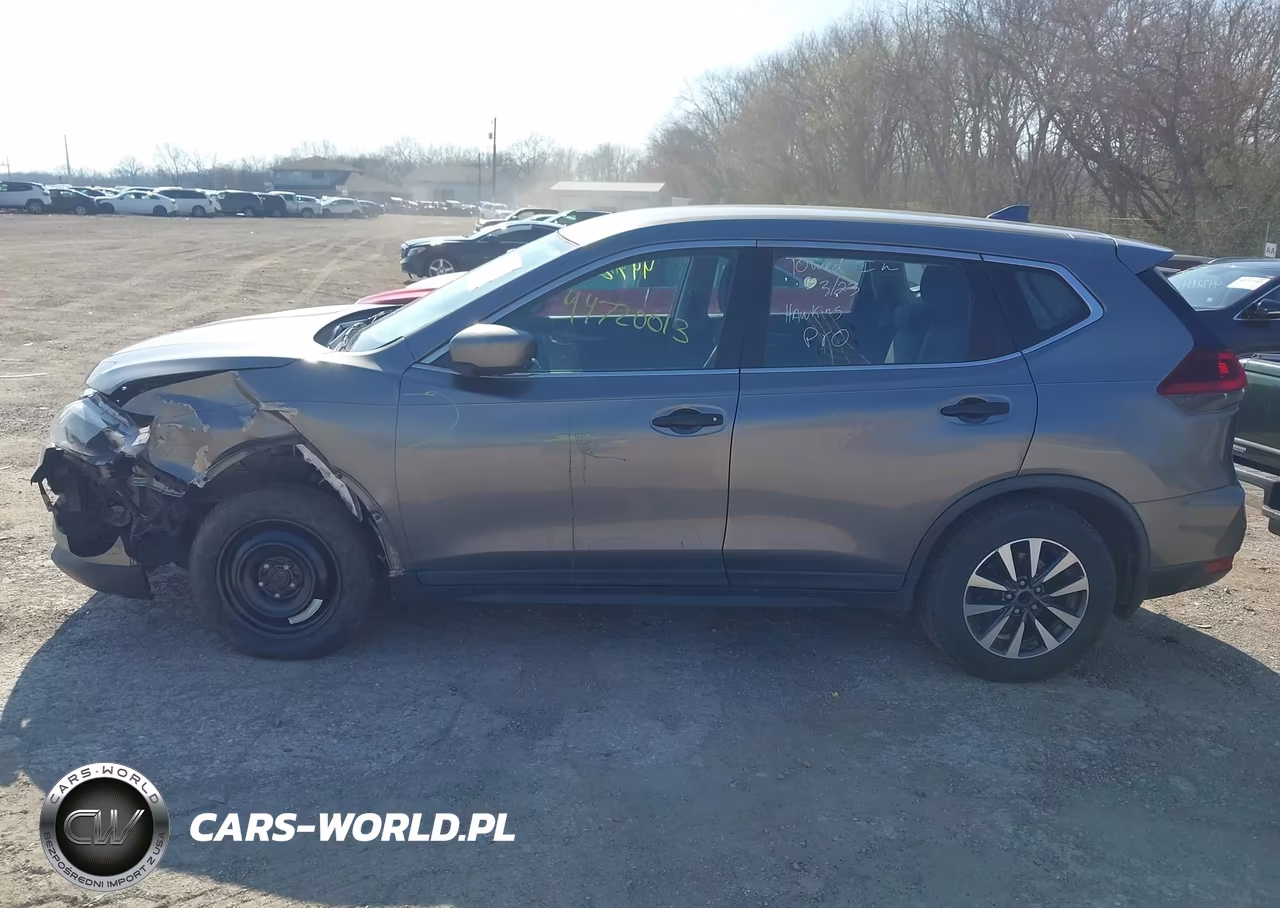 2018 Nissan Rogue S VIN:KNMAT2MT3JP576749 - 14