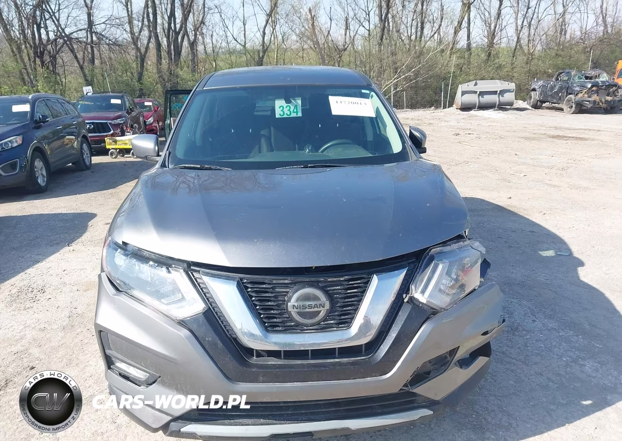 2018 Nissan Rogue S VIN:KNMAT2MT3JP576749 - 17