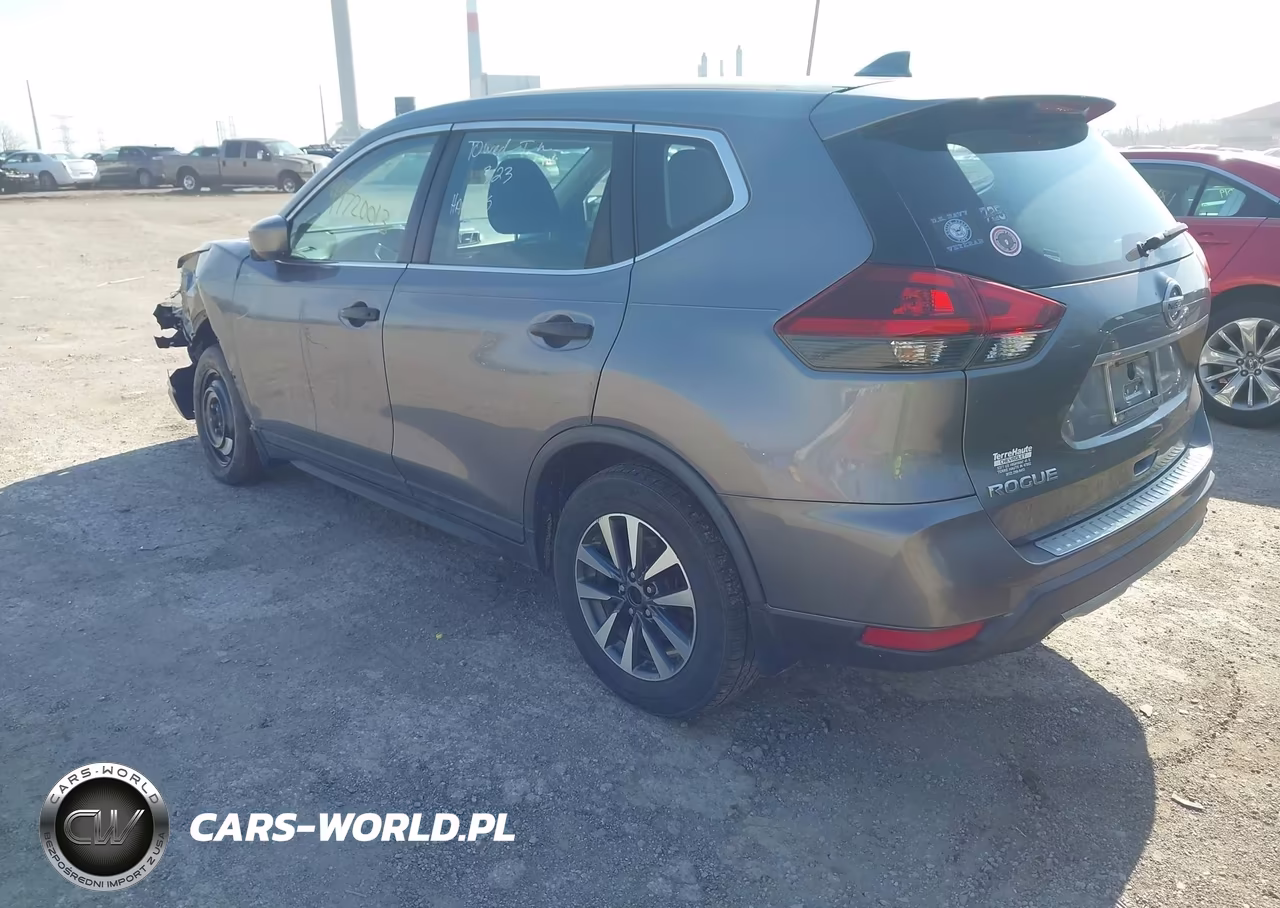 2018 Nissan Rogue S VIN:KNMAT2MT3JP576749 - 3