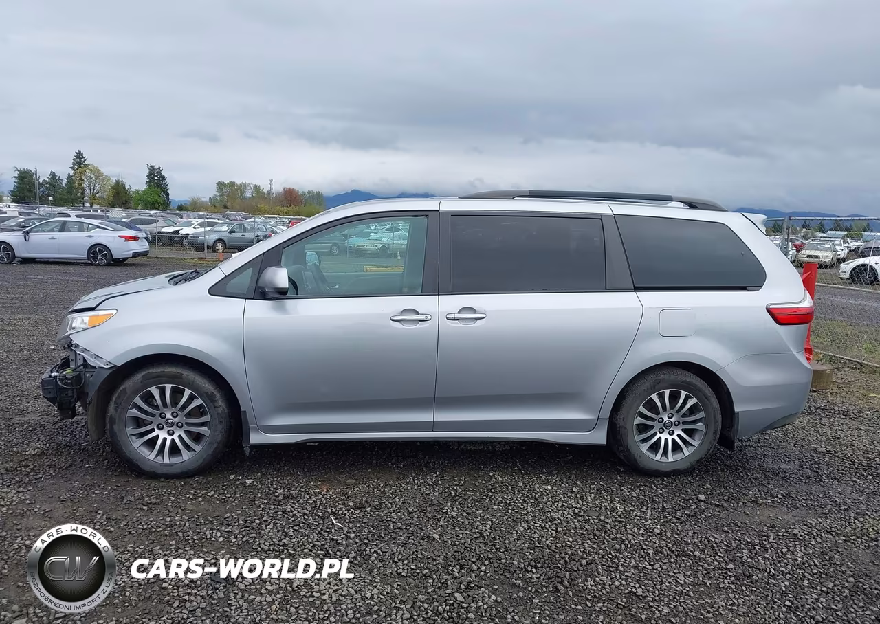 2018 Toyota Sienna Xle Premium 8 Passenger VIN:5TDYZ3DCXJS935684 - 15