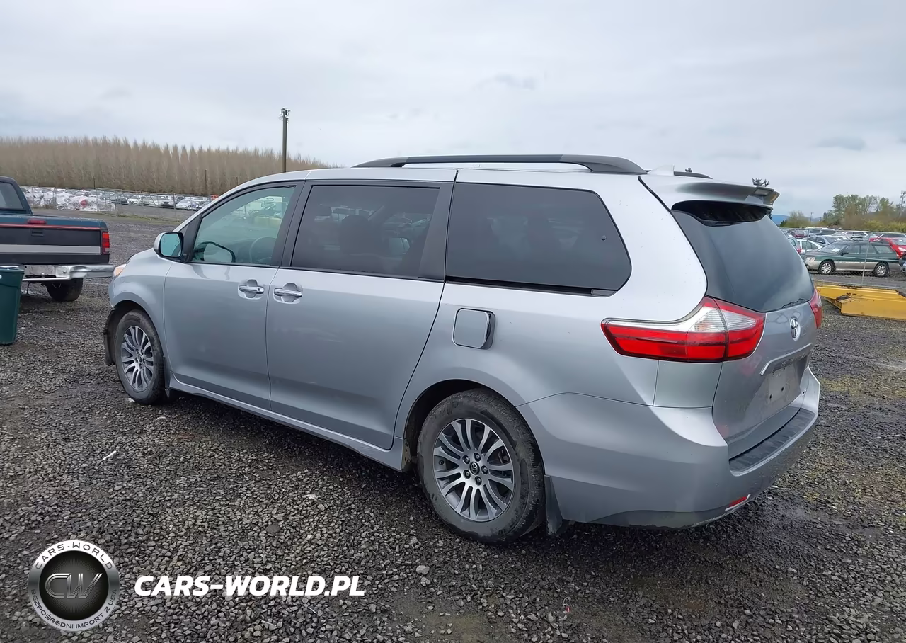 2018 Toyota Sienna Xle Premium 8 Passenger VIN:5TDYZ3DCXJS935684 - 3