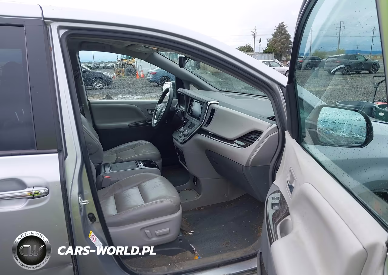 2018 Toyota Sienna Xle Premium 8 Passenger VIN:5TDYZ3DCXJS935684 - 5