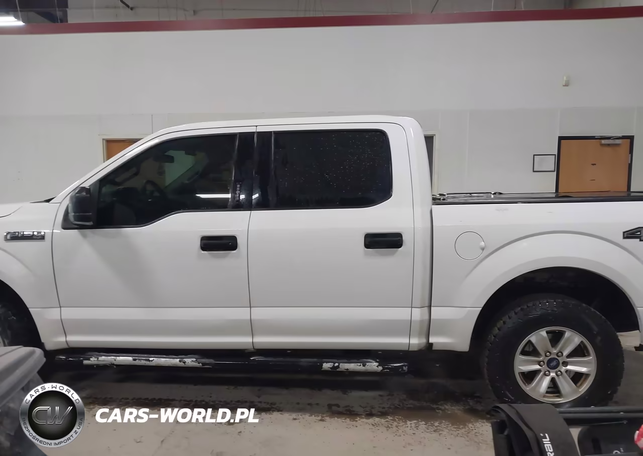 2018 Ford F-150 Xlt VIN:1FTEW1EPXJFC83022 - 14