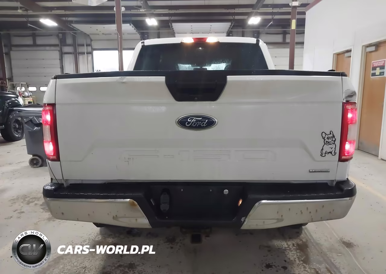 2018 Ford F-150 Xlt VIN:1FTEW1EPXJFC83022 - 16