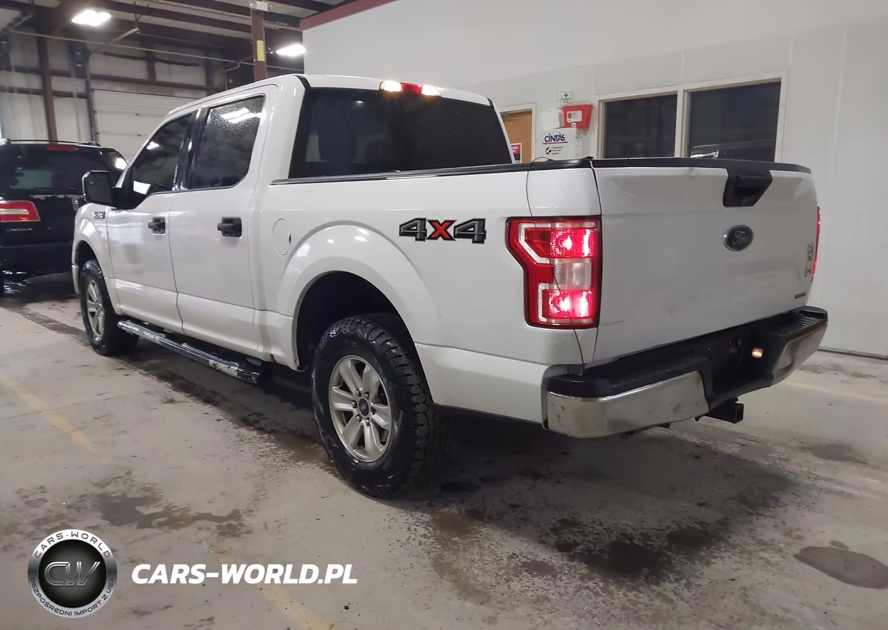 2018 Ford F-150 Xlt VIN:1FTEW1EPXJFC83022 - 3