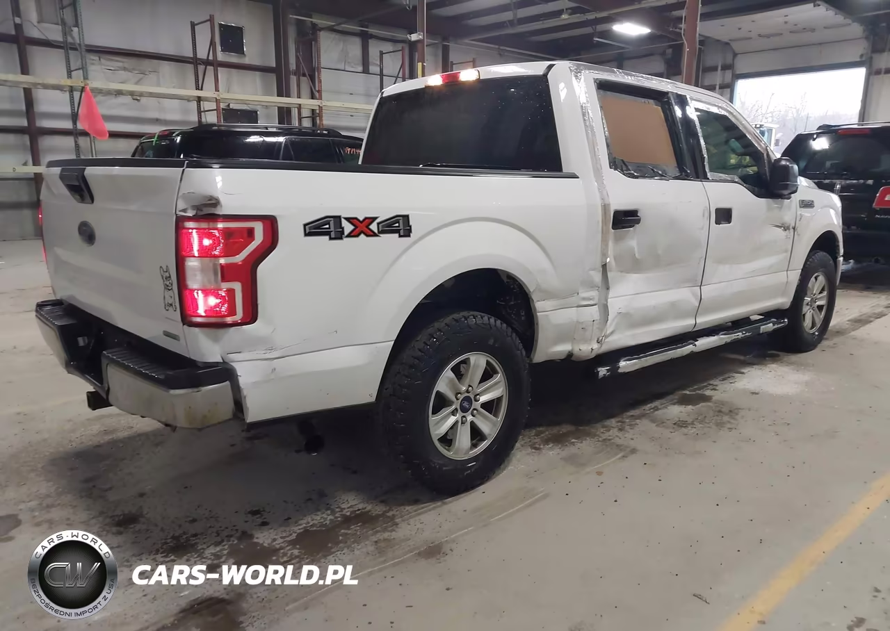 2018 Ford F-150 Xlt VIN:1FTEW1EPXJFC83022 - 4