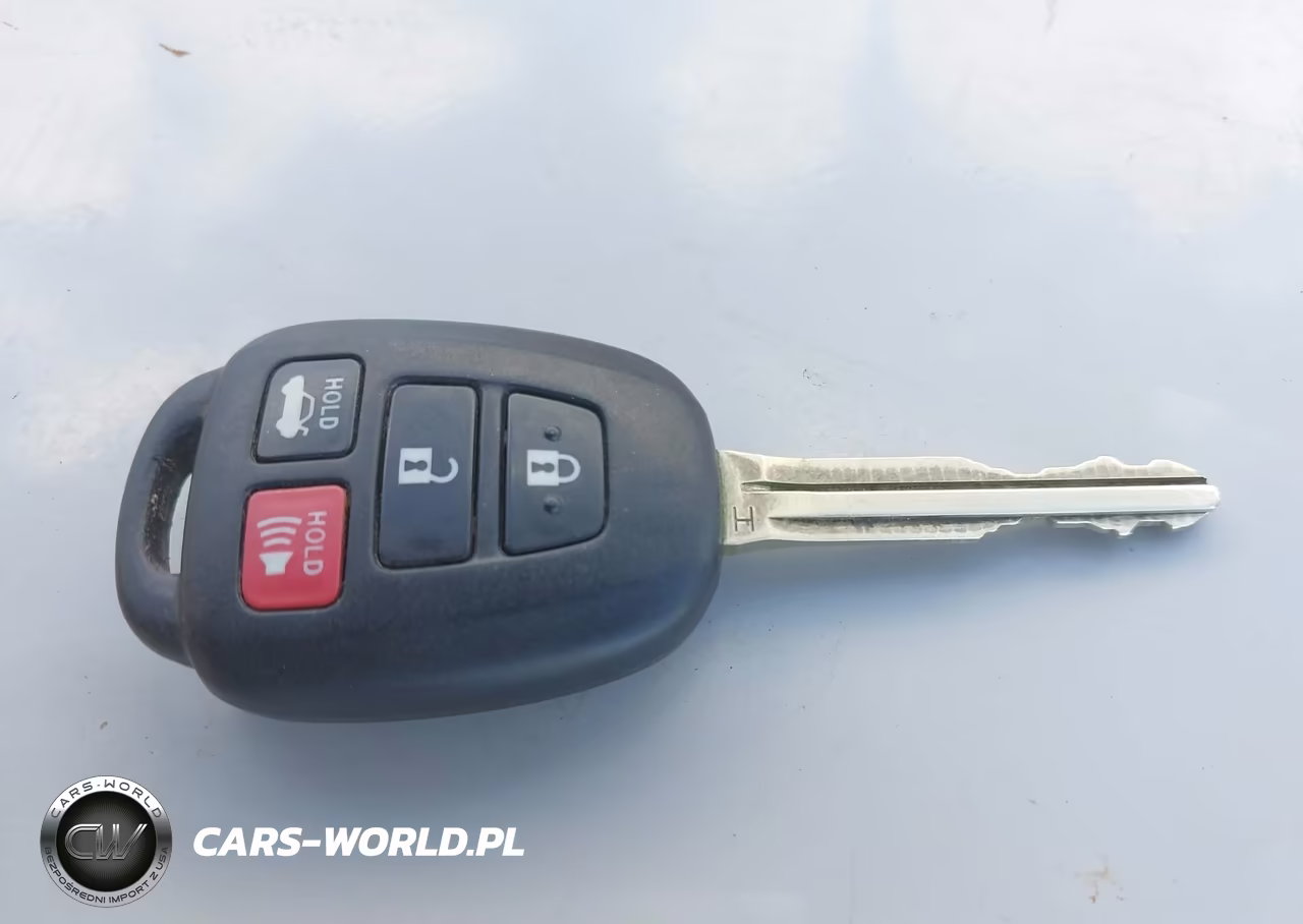 2018 Toyota Corolla Le VIN:5YFBURHE8JP738377 - 11