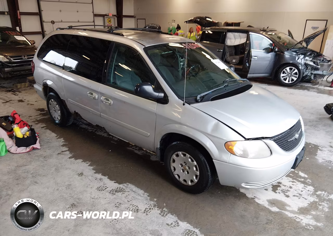 2004 Chrysler Town & Country Lx