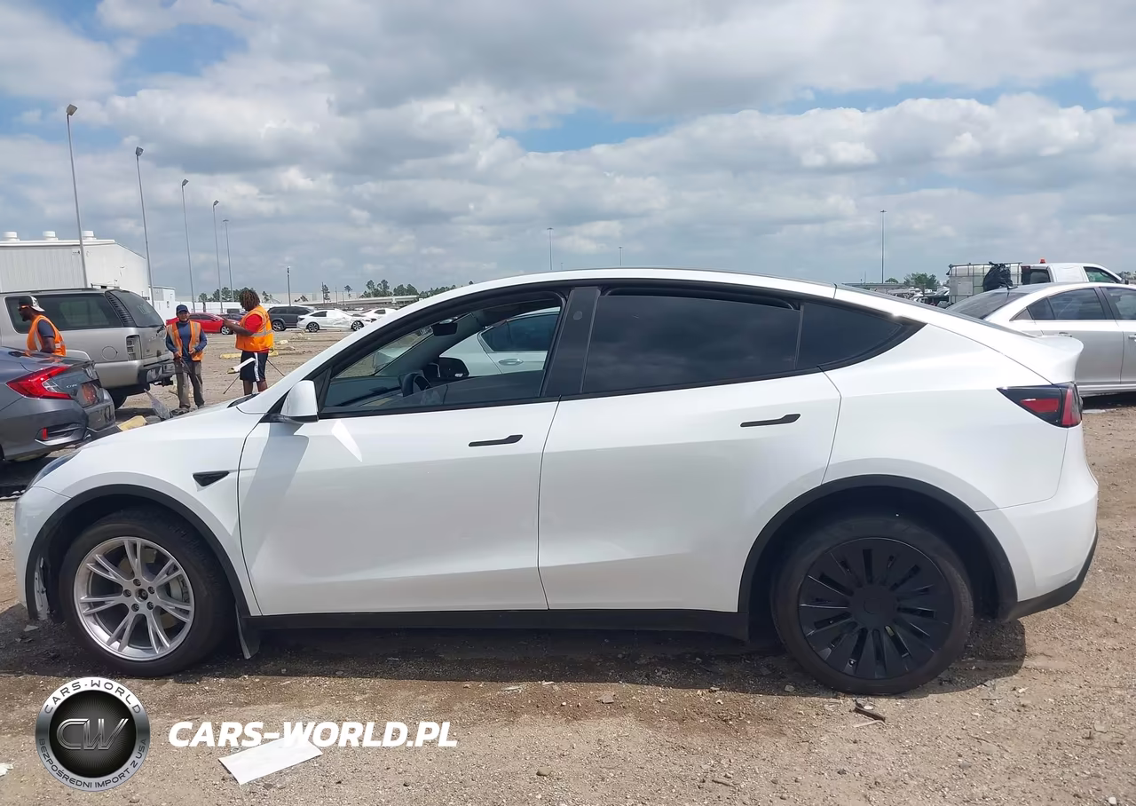 2023 Tesla Model Y Awd-Long Range Dual Motor All-Wheel Drive VIN:7SAYGDEE7PA149883 - 14
