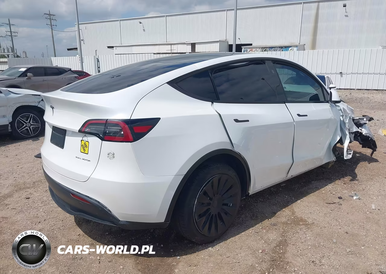 2023 Tesla Model Y Awd-Long Range Dual Motor All-Wheel Drive VIN:7SAYGDEE7PA149883 - 4