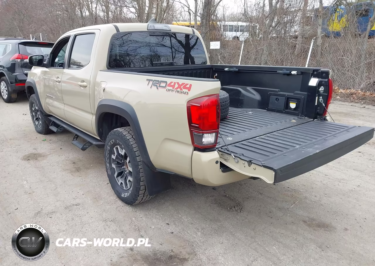 2019 Toyota Tacoma Trd Off Road VIN:3TMCZ5ANXKM276132 - 3